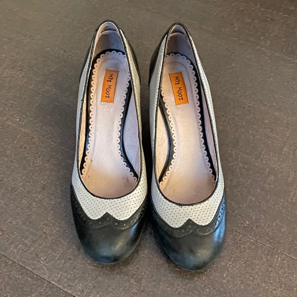 Miz Mooz Grey Spectator Wedge Size 8.5